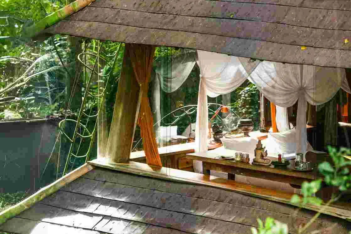 Das Himmelbett im Pagoda House