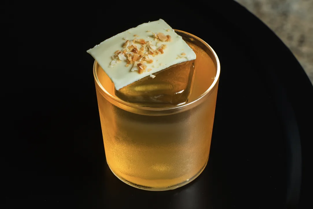 Ein Cocktail von der Bar